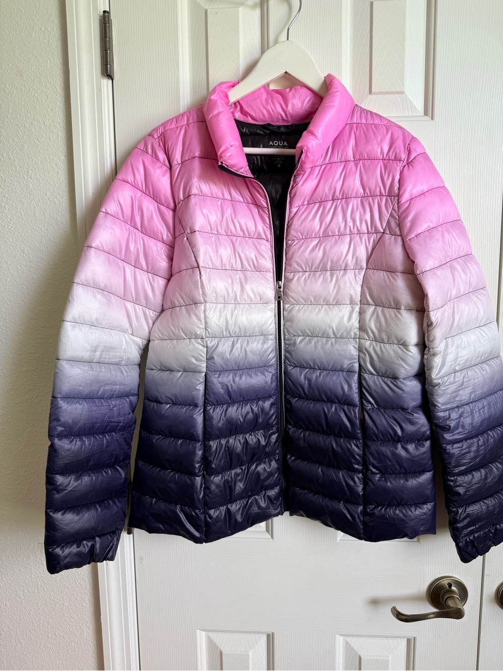 Aqua Gradient Ombre Puffer Jacket - Pink, White, Navy
